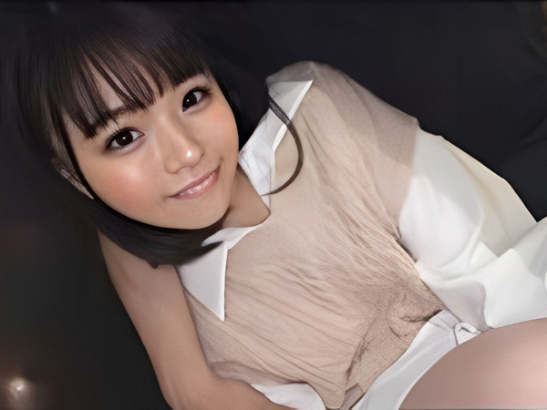 【美少女の性欲モンスター】 幼いルックスとのギャップに興奮！ 極小マ○コにチ○ポをねじ込み、快楽の虜に♡