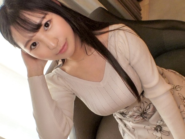 【清楚系女子大生の裏の顔】『挟んじゃうよ♡』大人しそうな見た目なのに、自慢の美巨乳で極上パイズリ！チンポを優しく包み込み、ご奉仕しちゃう敏感おっぱい娘！