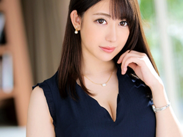 【色白美女の恥��らい手コキフェラ】『あっ…ダメ…』医療系研究職の三十路美女が、照れながらもチンポを丁寧に手コキ&フェラ!バイブ責めで敏感ボディが悶絶イキしちゃう♥ 知的でエロい大人の色気たっぷりなセックス!