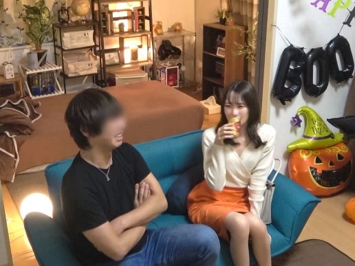 【素人ナンパ】『えっ、ゴム無しなの…？』色白スレンダー美少女を口説き落とし、隠しカメラで盗撮！生チンが気持ち良すぎて本気で喘ぐ姿がエロすぎる♡