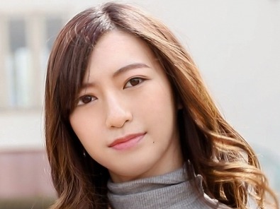 【淫乱人妻の性欲爆発】『もっと激しく…』欲求不満な美熟女が手マン＆チ○ポでイキ乱れ！アソコをかき回され、突かれる度に喘ぎ声が止まらない！セックス大好きな人妻の淫らな本性♡