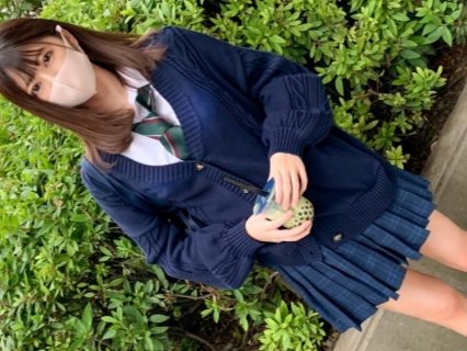 【制服美少女を激ピストン】「あっ…そこダメぇ…!」激カワJKがギンギンの肉棒で激しく突かれ、エッチな喘ぎ声を漏らす!制服姿で感じまくる姿がたまらなくエロく、最後は濃厚な精子を膣内にたっぷり発射!!