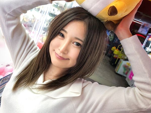 【寝起き即ハメ】23歳素人娘、まさかのAVデビュー！朝から生チ○ポ挿入で感じまくり、中出しセックスに悶絶絶頂！！♡