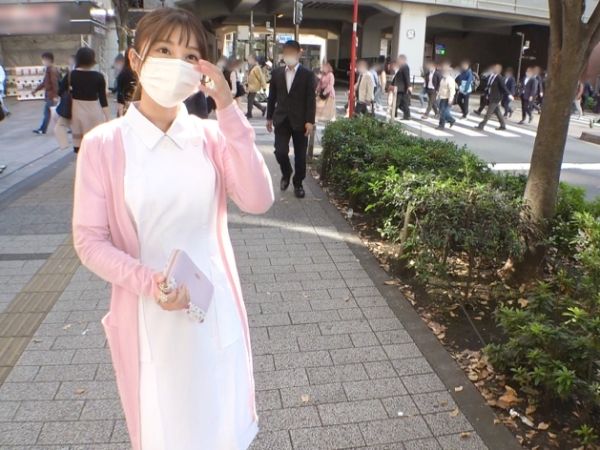 【休憩中のナースをゲット】お昼休みの看護師さんをホテルに誘い込み！ストレス発散の激アツSEXで喘ぎまくる素人ナースの淫乱っぷりがヤバい！
