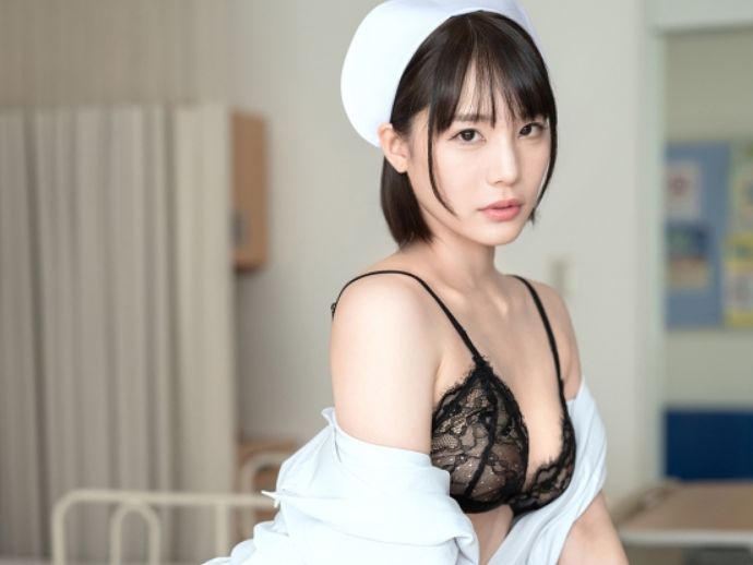 【淫乱看護師の裏の顔】『患者さんのチ●ポ、お世話します♡』清楚な白衣の天使が実はエロすぎる!病院で働く淫乱ナースが、患者のチ●ポを日々お世話!コスプレ姿で本能のままに乱れまくる!w