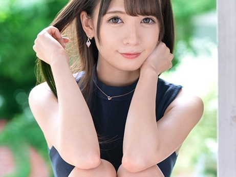 【無垢な美少女の生ハメ体験】『気持ちいい…もっと奥まで…』キュートな美少女がエッチな表情でおねだり！生チンポを挿入され、子宮の奥まで届く濃厚なザーメンに悶絶！！